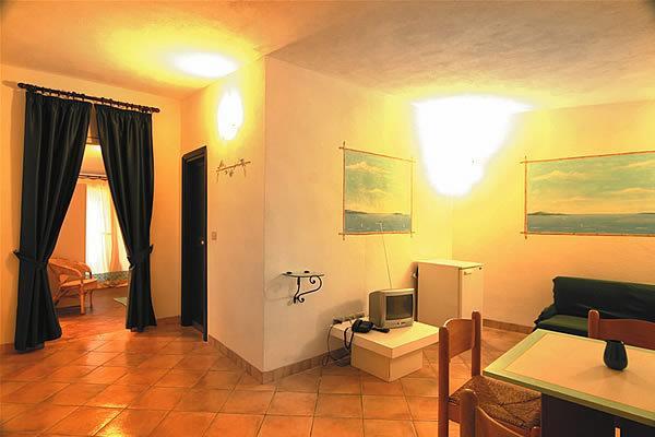 Hotel Residence Rena Bianca Baja Sardinya Oda fotoğraf
