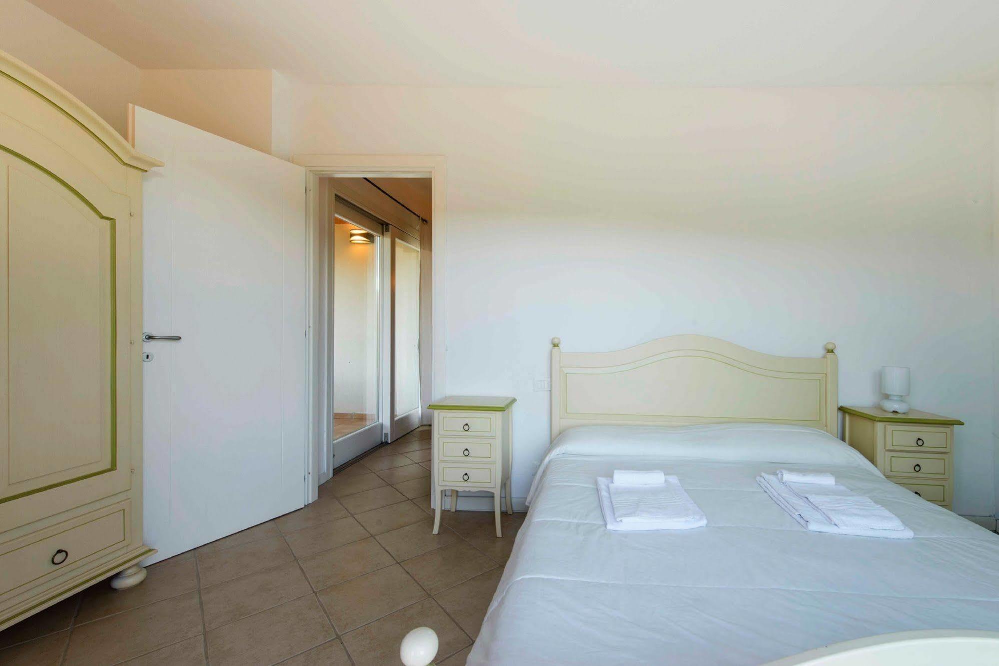 Hotel Residence Rena Bianca Baja Sardinya Dış mekan fotoğraf